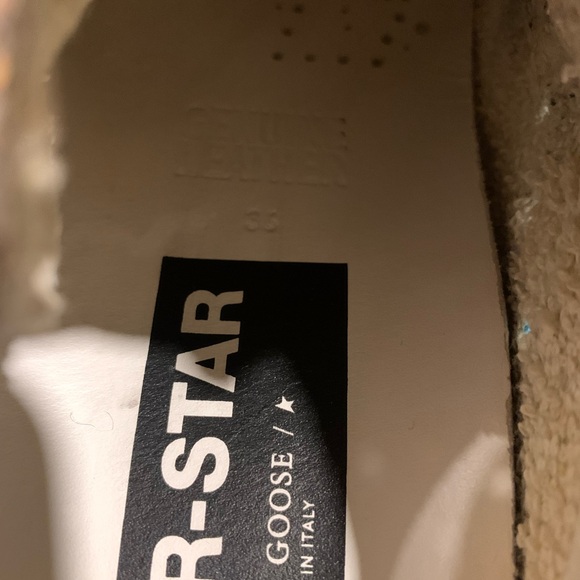 Golden Goose Superstar Sneakers - Picture 5 of 12